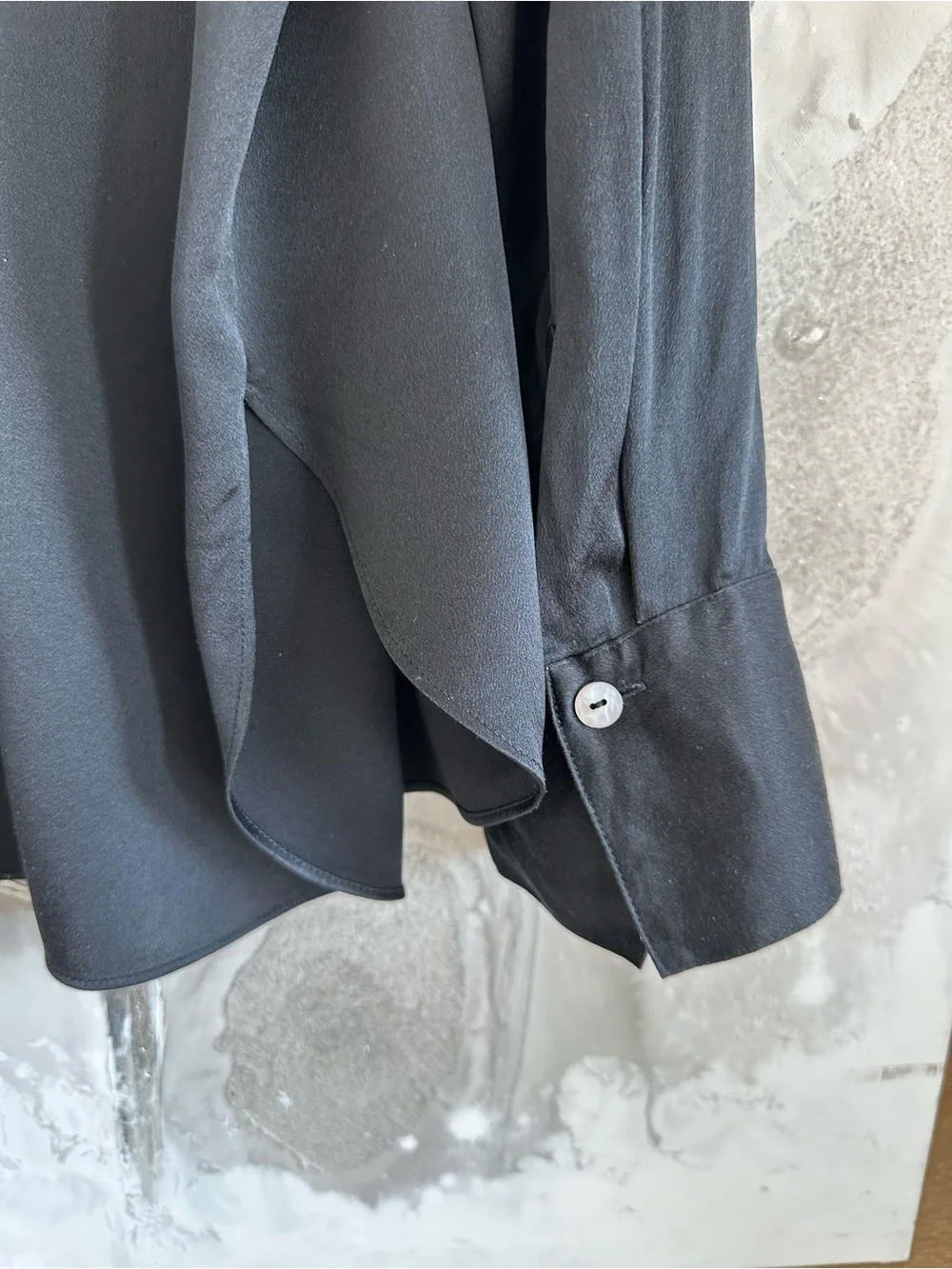 Vince Black Long-Sleeve Button-Down Silk Shirt - Picture 3 of 5